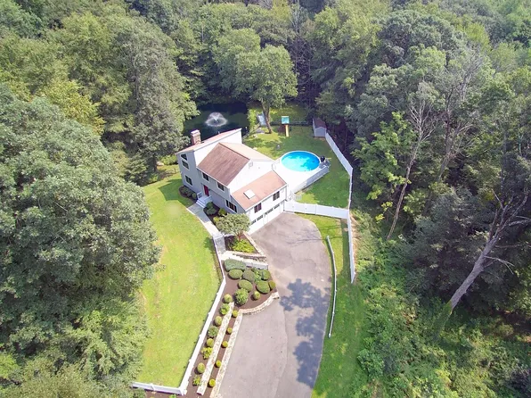58 Pocahontas Road, Redding, CT 06896