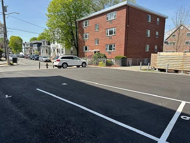 16 Westford St #6 — Photo 10