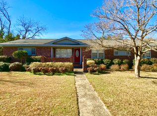 185 Van Deman Ct, Fitzgerald, GA 31750