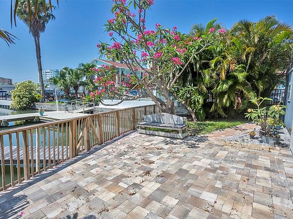 5th image of 119 175th Terrace Dr E #2