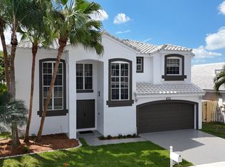 10372 SW 9th Lane, Pembroke Pines, FL 33025