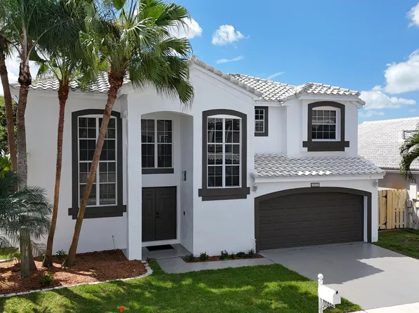 10372 SW 9th Lane, Pembroke Pines, FL 33025