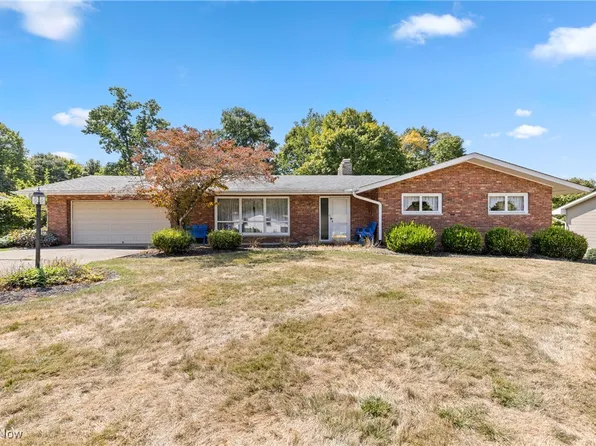 69686 Oxford Dr, Saint Clairsville, OH 43950