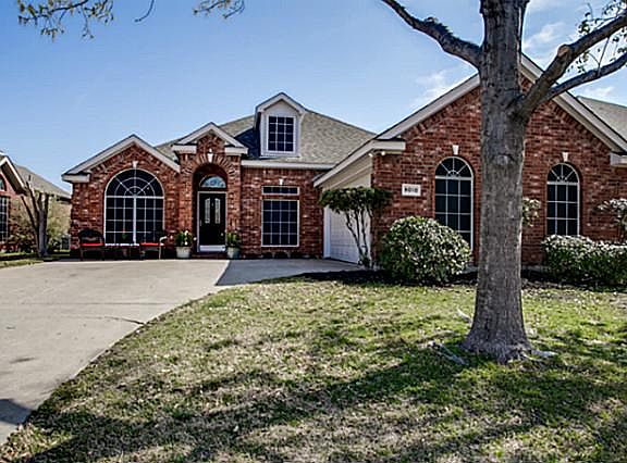 2nd image of 9010 Lochgreen Ln