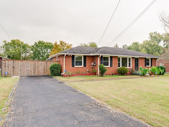 3rd image of 615 Gibson Dr