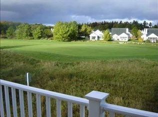 9519 Summerhouse Dr, Charlevoix, MI 49720