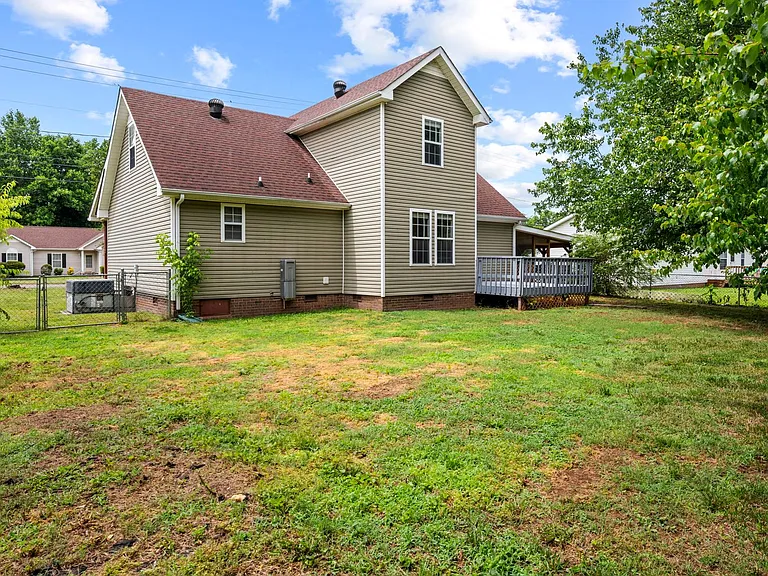 409 Kelsey Dr — Photo 30