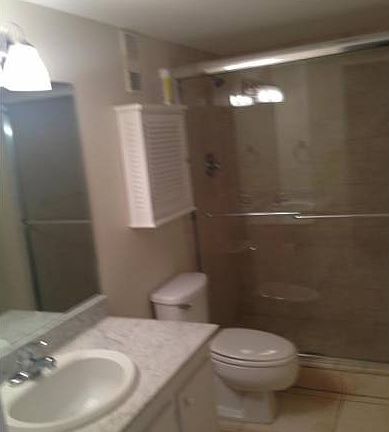 5th image of 1300 NE Miami Gardens Dr APT 1007E