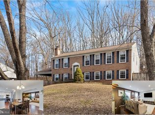 8725 Valley Dr, Waldorf, MD 20603