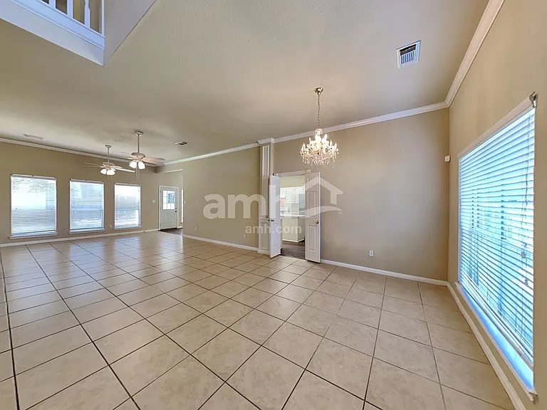 13143 Mills River St — Photo 6