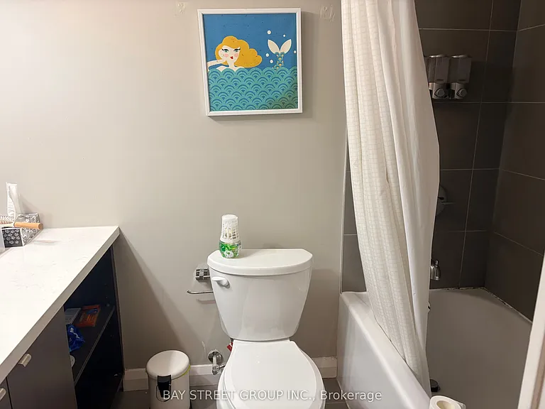 155 Yorkville Ave #1709 — Photo 8