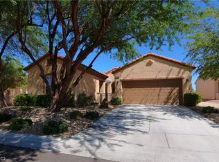 2310 Sandstone Cliffs Dr, Henderson, NV 89044