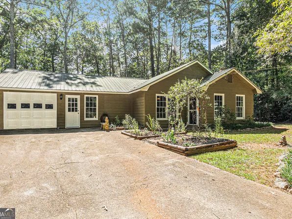 379 Cross Creek Ct, Auburn, GA 30011