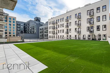 Rented by Rennit Inc.