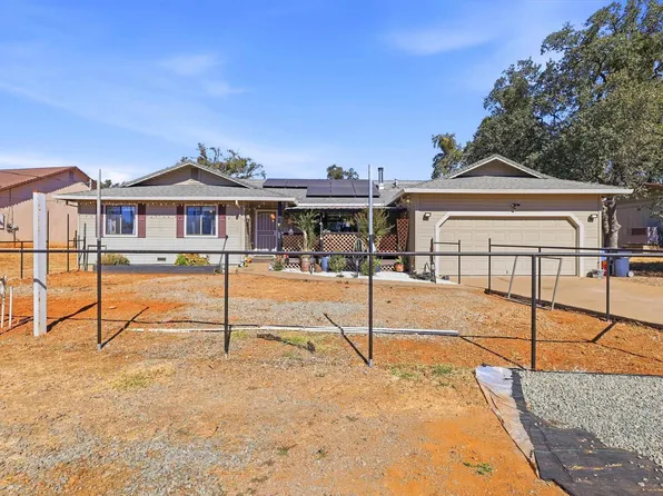 6696 Baldwin St, Valley Springs, CA 95252