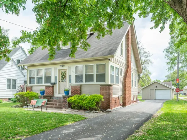 2921 E Grand Ave, Des Moines, IA 50317