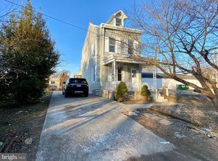 1138 Luzerne St, Reading, PA 19601