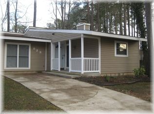 823 Pine Tree Ct, Newport News, VA 23608