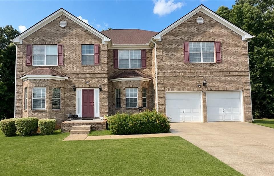 1st image of 2701 Oakmont Way