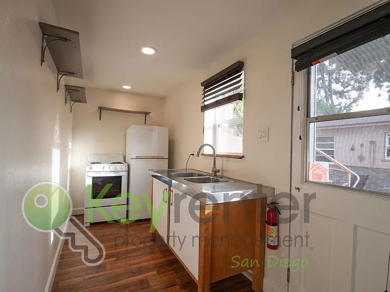 620A N Nevada St — Photo 10