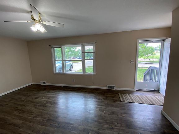 Bar area to street view in Living Room.