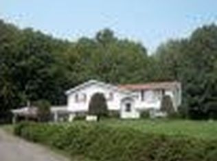 459 Seltzer Rd, Pottsville, PA 17901