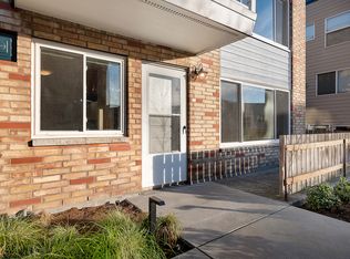 201 NE 40th St #C, Seattle, WA 98105