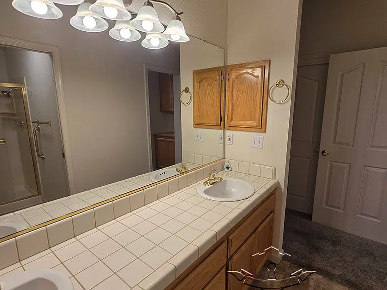 127 Windsor Ln — Photo 18