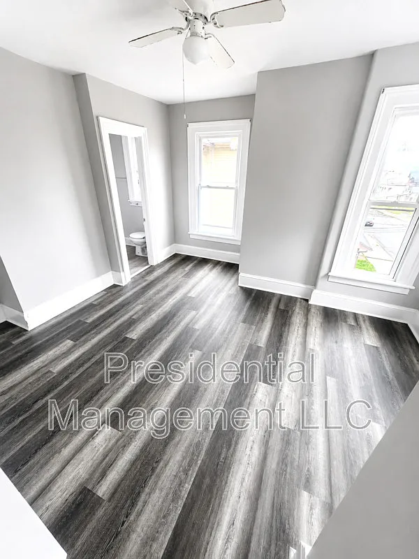 1 bed, 1.0 bath, $1,125 — Photo 4