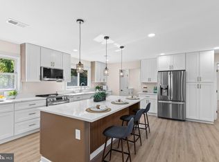 719 Manning Rd E, Accokeek, MD 20607