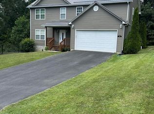 3 Abigail Ln, Fayetteville, WV 25840