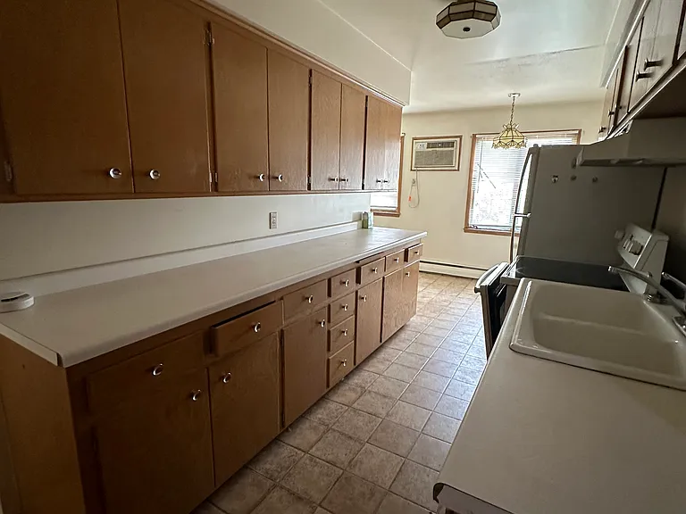 460 Pierce St N #6 — Photo 1