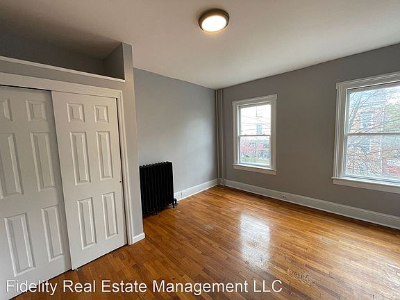 4th image of 113 Liberty St Floor 1