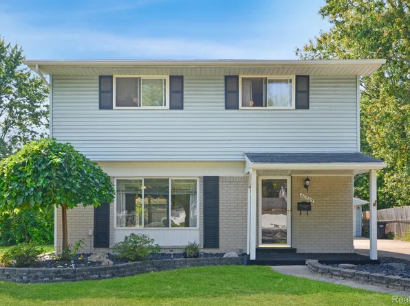 40509 Irval Dr, Sterling Heights, MI 48313