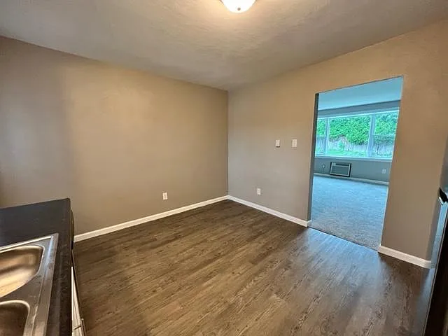140 Garfield Rd #3 — Photo 8