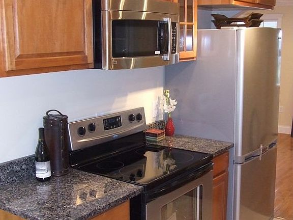 Gourmet Kitchen - Stainless Steel Appliances