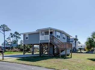 157 W 6th Ave, Gulf Shores, AL 36542