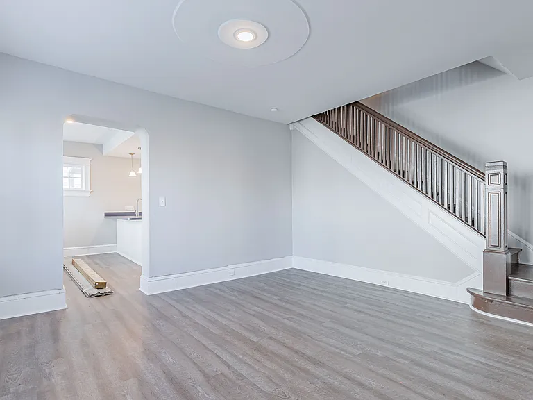 802 Quincy Ave — Photo 27