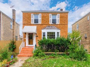 5647 W Roscoe St, Chicago, IL 60634