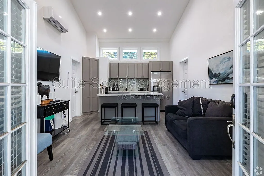 Studio, 150 sqft, $1,800 — Photo 1