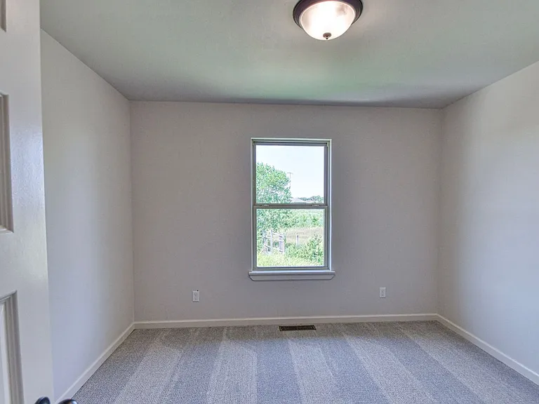 8101 Solare Pl — Photo 24
