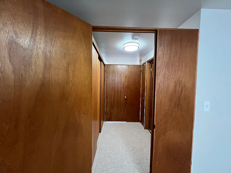 103 E Lynn St #202 — Photo 10