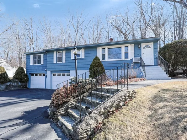 112 Indian Hill Rd, Worcester, MA 01606