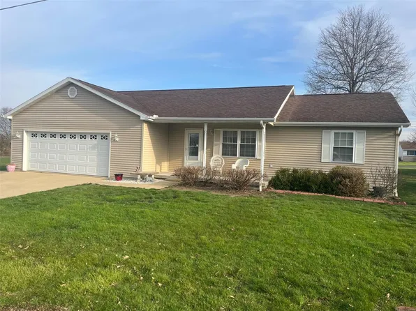 2311 Karen St, Vandalia, IL 62471