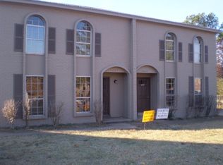 5621 Apple Blossom Dr, Memphis, TN 38115