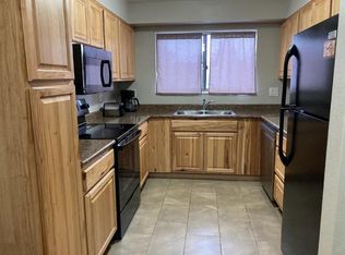 433 Wright St APT 104, Lakewood, CO 80228