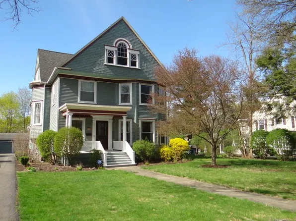 910 W Water St, Elmira, NY 14905