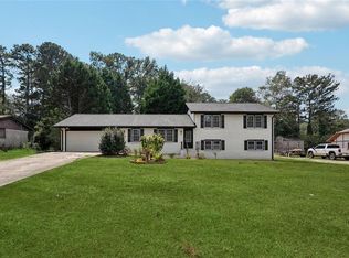 217 Sandra Dr NW, Lilburn, GA 30047
