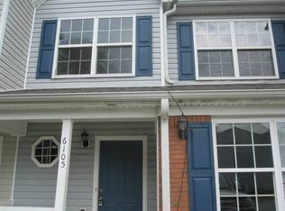 6105 Hickory Lane Dr, Union City, GA 30291