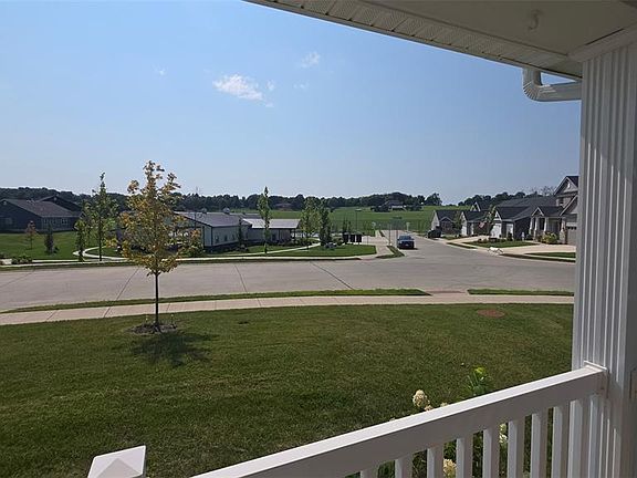 3rd image of 1756 Martingale Ln